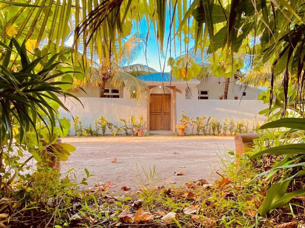 Fehendhoo Stay ภายนอก รูปภาพ